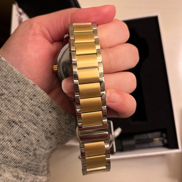 NWT Hidden Hills Watch - Picture 4 of 14